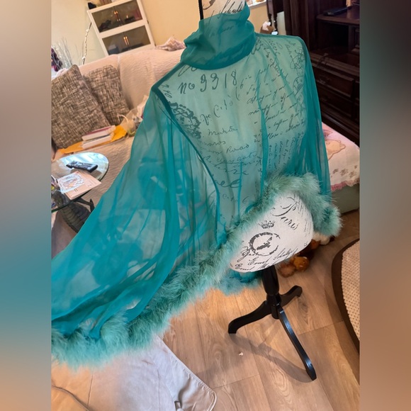 Teal Sheer Script Print Top with Feather Trim size med to large vintage - Picture 2 of 5